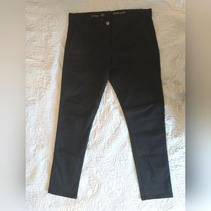 Gap skinny black khakis